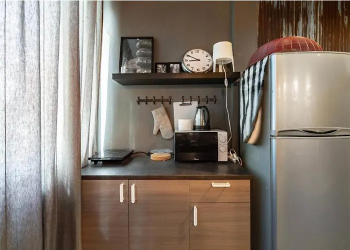 Апартаменты Tuk Tuk House 250m From Mrt Sirikit Бангкок