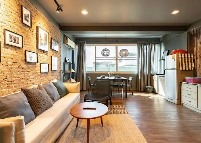 Tuk Tuk House 250m From Mrt Sirikit Апартаменты Бангкок