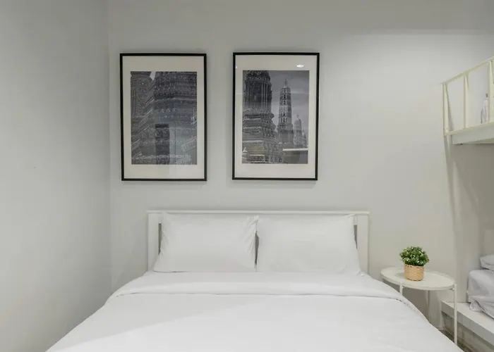 Tuk Tuk House 250m From Mrt Sirikit * Бангкок